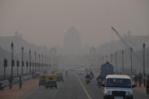 Smog in India. Ozone, the main component of smog, is a plant-damaging pollutant formed by emissions from vehicles, cooking stoves and other sources. New research shows that ozone pollution damaged millions of tons of wheat, rice, soybean and cotton crops in India in 2005. Credit: Mark Danielson/Flickr 